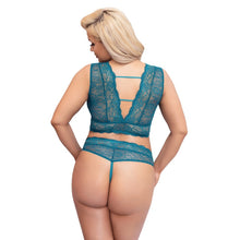 Load image into Gallery viewer, Cottelli Curves Bralette and Crotchless Thong Set