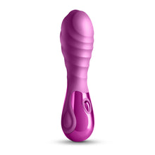 Load image into Gallery viewer, Seduction Chloe Ribbled Vibrator.
