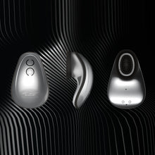 Load image into Gallery viewer, Twitch Silver Hands Free Suction And Vibration Toy
