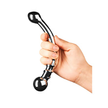 Load image into Gallery viewer, Le Wand Bow Stainless Steel Dildo
